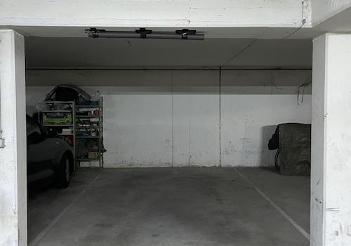 Tiefgaragen Stellplatz