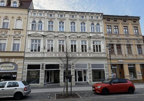 Straßenansicht