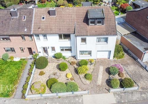 Hausansicht Drohne