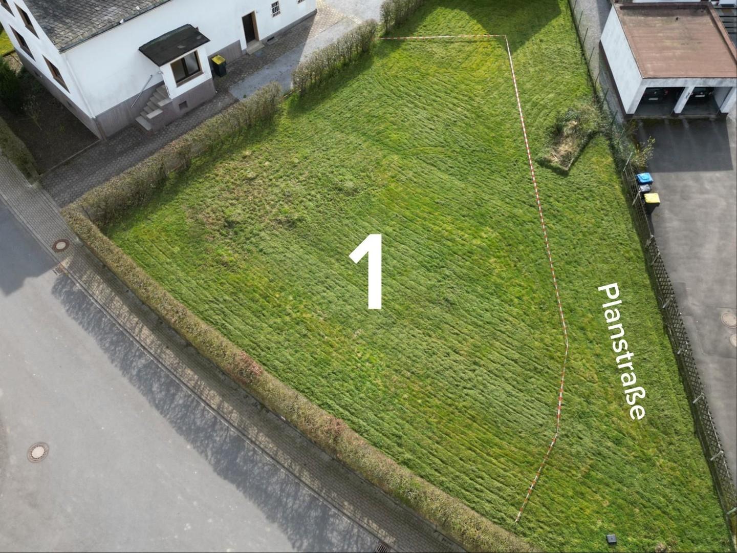 Grundstück 1.