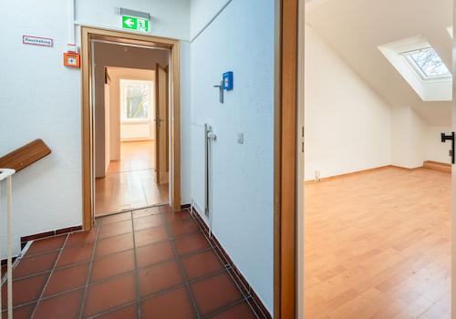 Flur oben Haus B