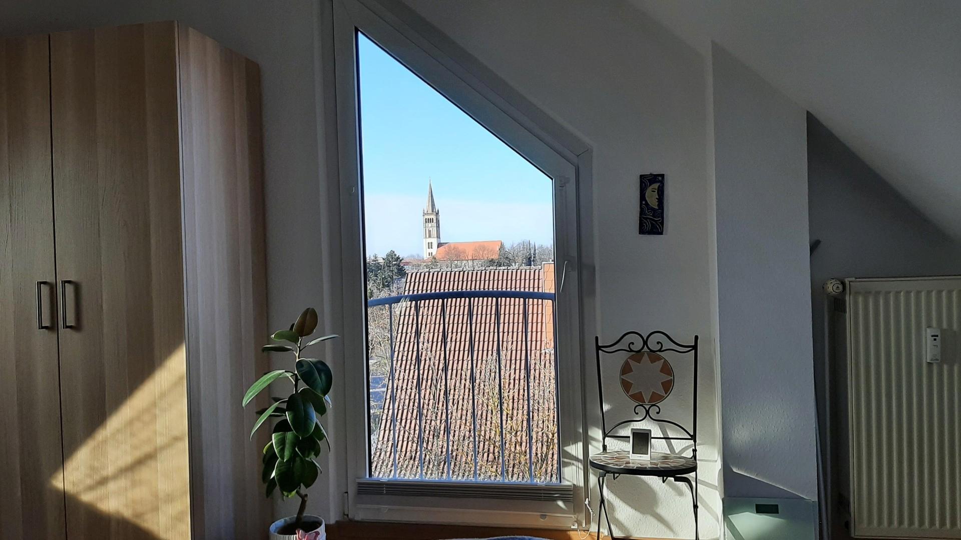 Schlafzimmer Giebelfenster