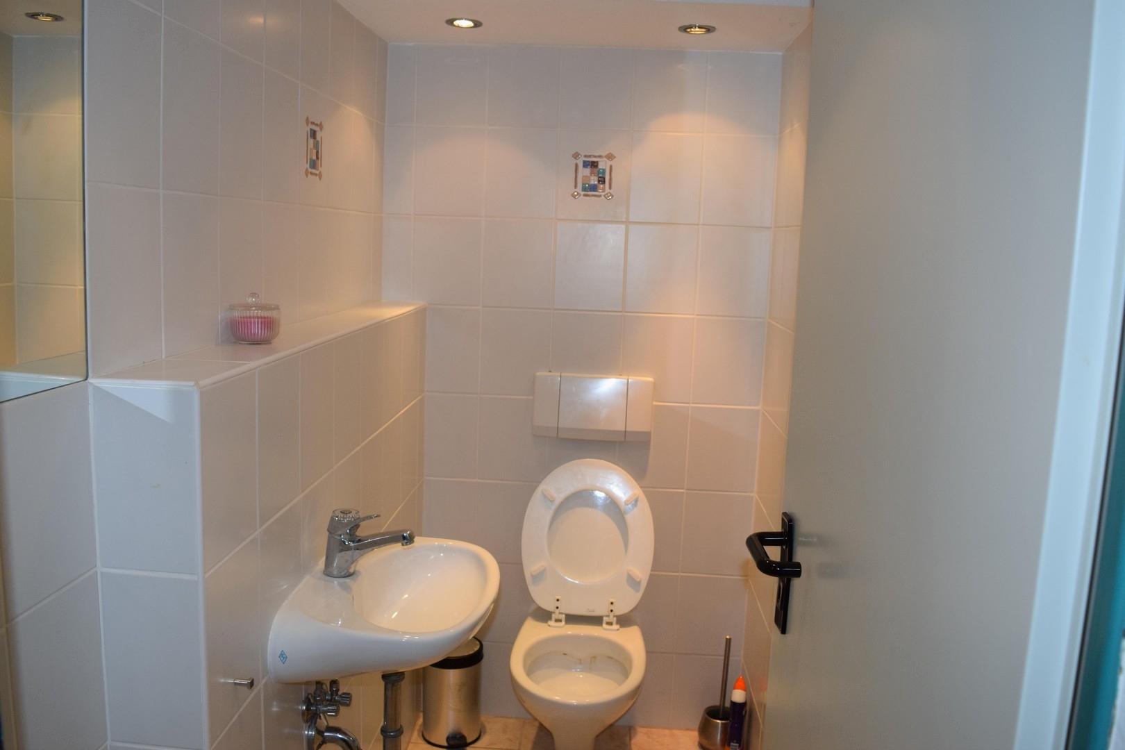 UG: Gäste-WC