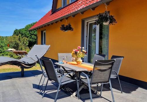 sonnige Süd-West Terrasse