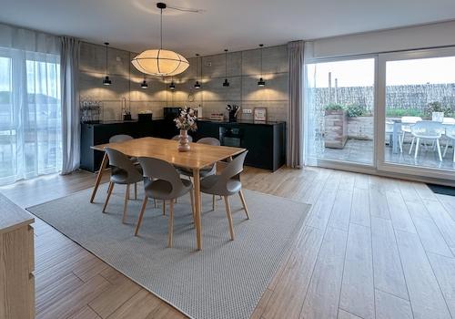 Essbereich mit viel Licht