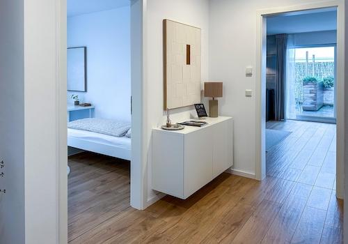 Flur mit Blick zu Terrasse