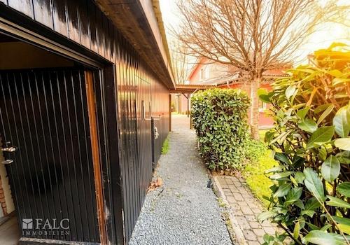 AB-Carport & Durchgang