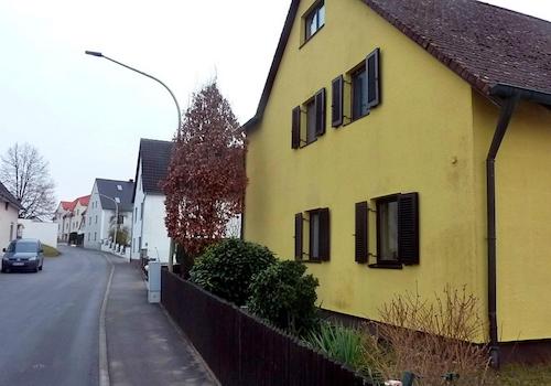 Straßenansicht