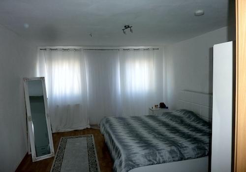 Schlafzimmer OG