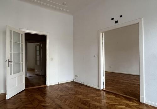 Durchgang vorn rechts/links