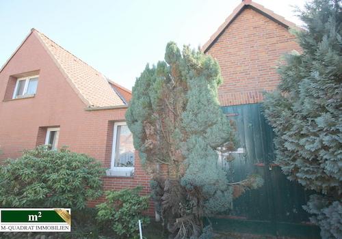 EFH mit großzügig verbundener Nutzfläche u. Vorgarten