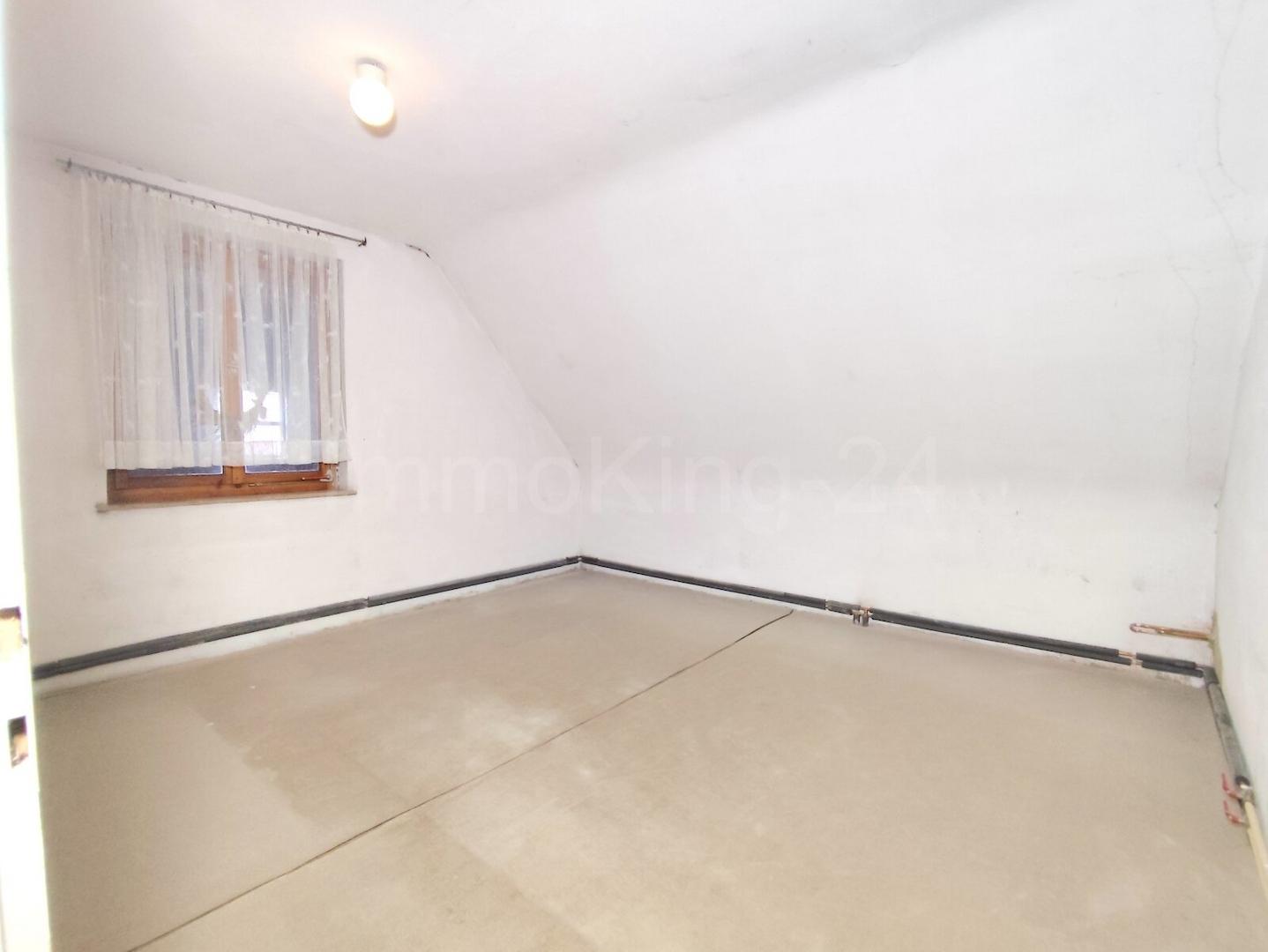 SCHLAFZIMMER 4