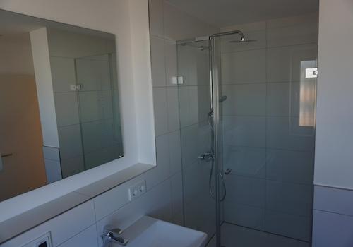 Großzügige Wohlfühl-Dusche