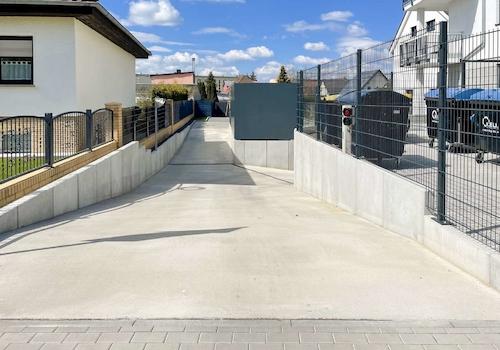 Einfahrt zur Tiefgarage