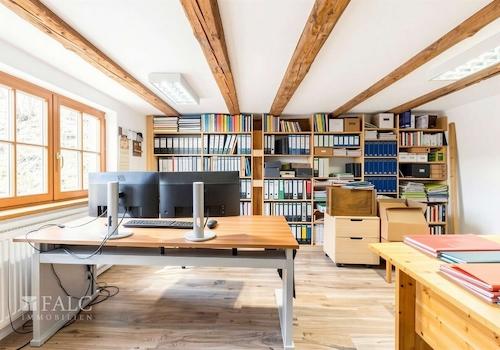 Büro - (KI generiert)