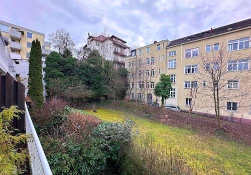 Balkon Blick ins Grüne
