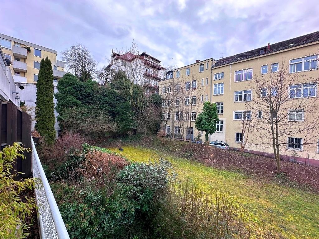 Balkon Blick ins Grüne