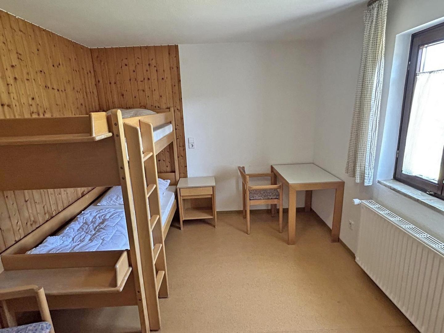 Zimmer 6