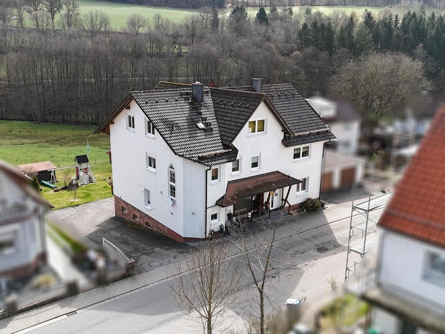 Straßenansicht