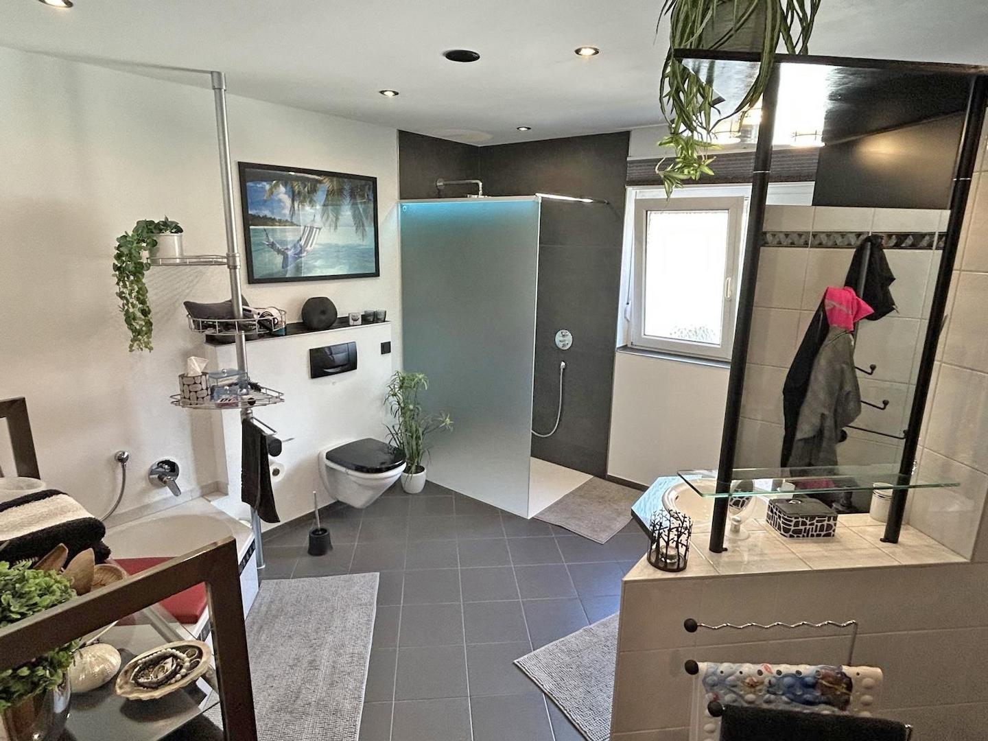 Badezimmer Bild 1