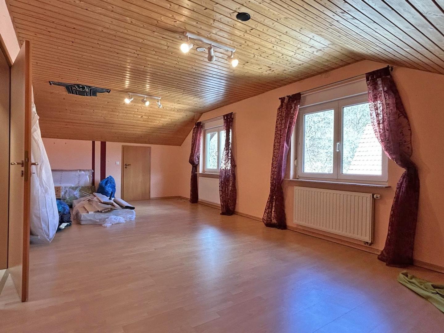 1-2 Kinderzimmer