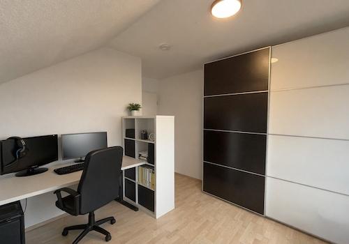 Büro bzw. Kinderzimmer