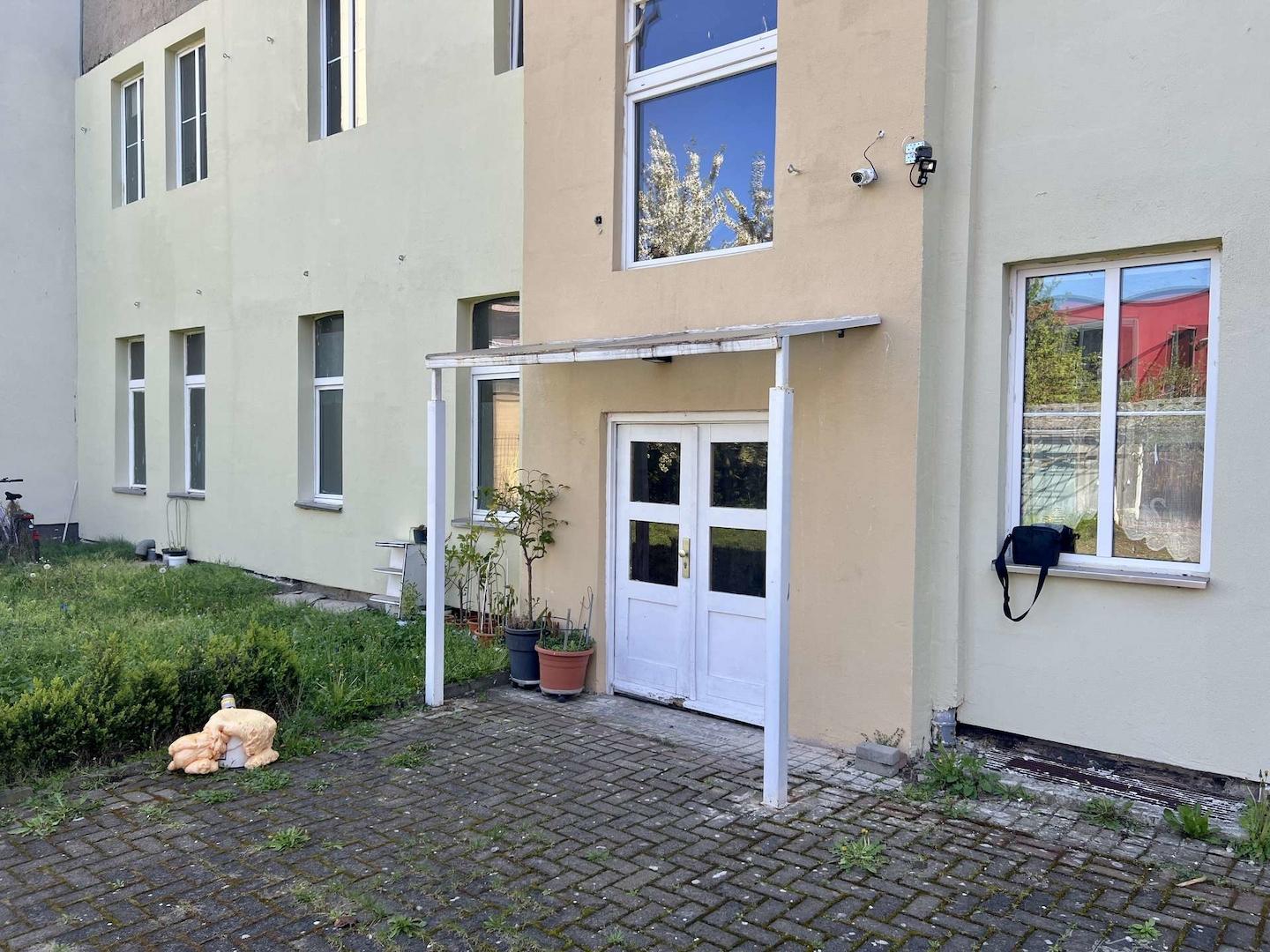 Rückseitiger Eingang