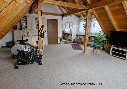 Mehrzweck o. Wohnzimmer 2.OG