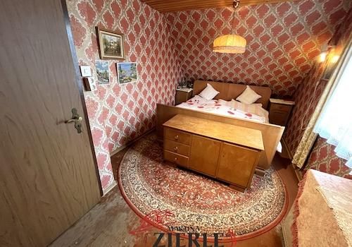 10- Schlafzimmer OG