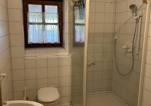 EG: Duschbad