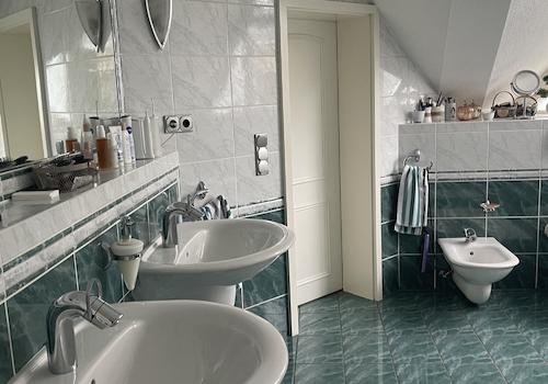 Badezimmer OG
