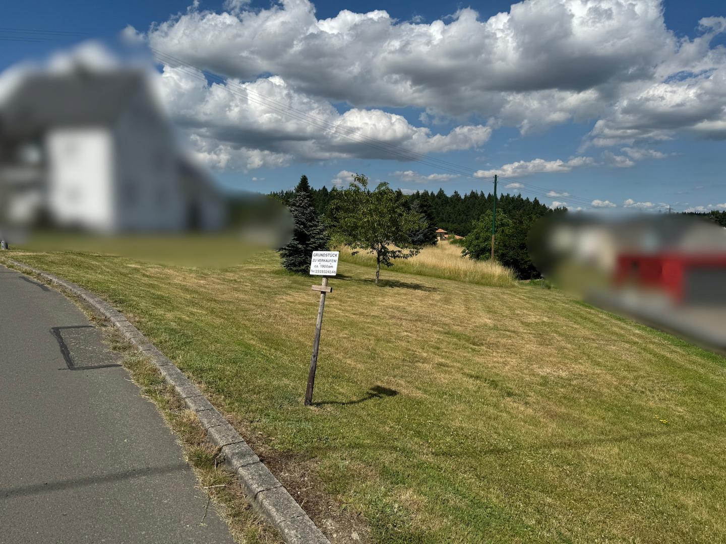 Grundstück