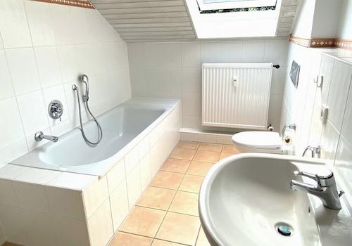 Teilansicht Badezimmer OG