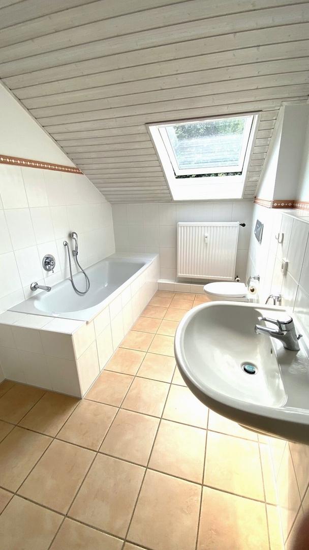 Teilansicht Badezimmer OG