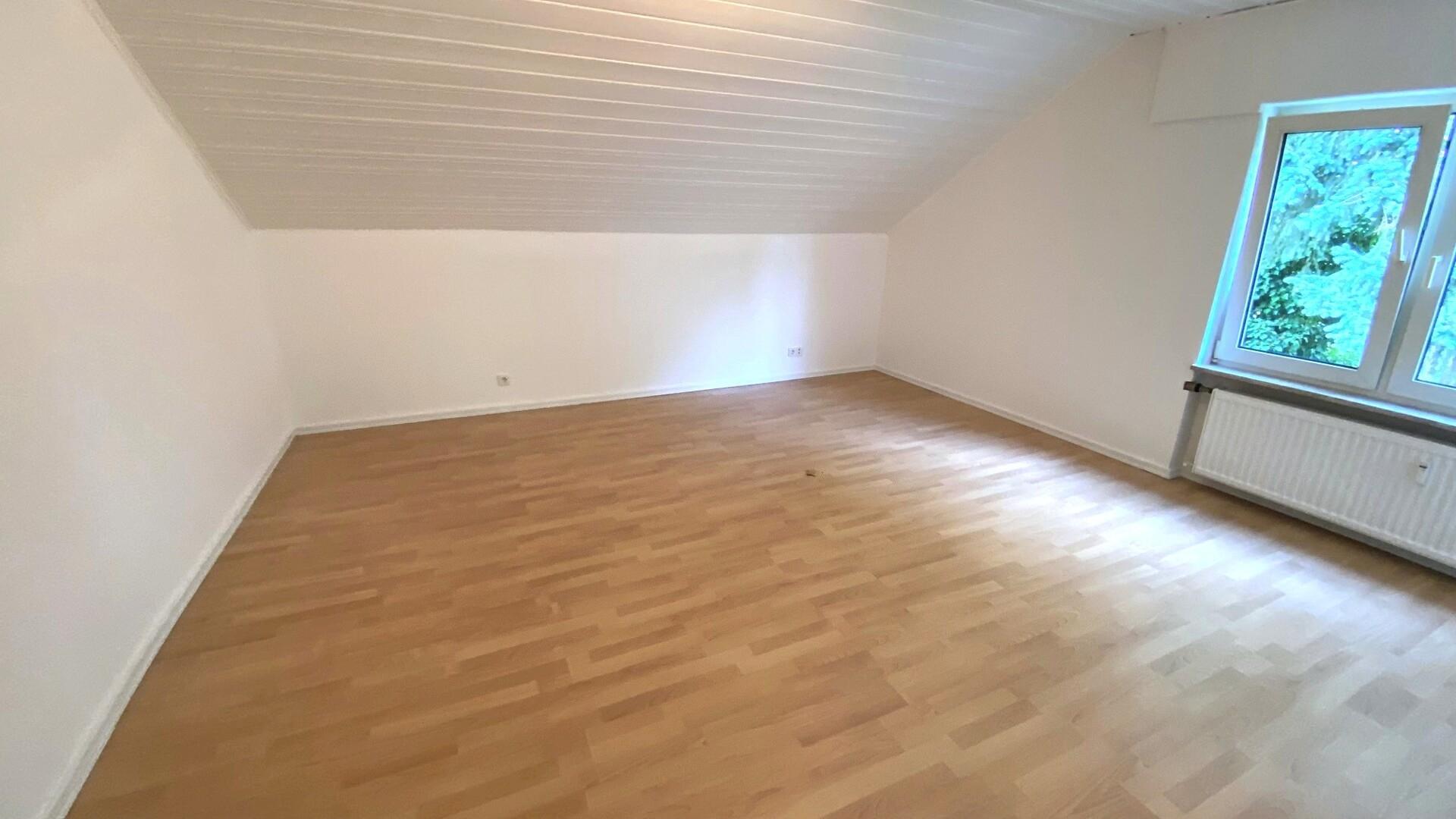 Teilansicht weiteres Zimmer OG