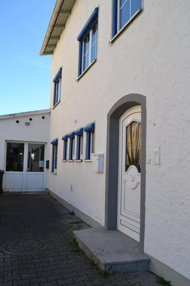Eingang Haus & Gewerbe