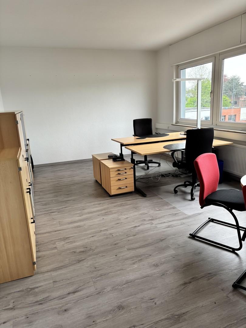 Büroeinheit2