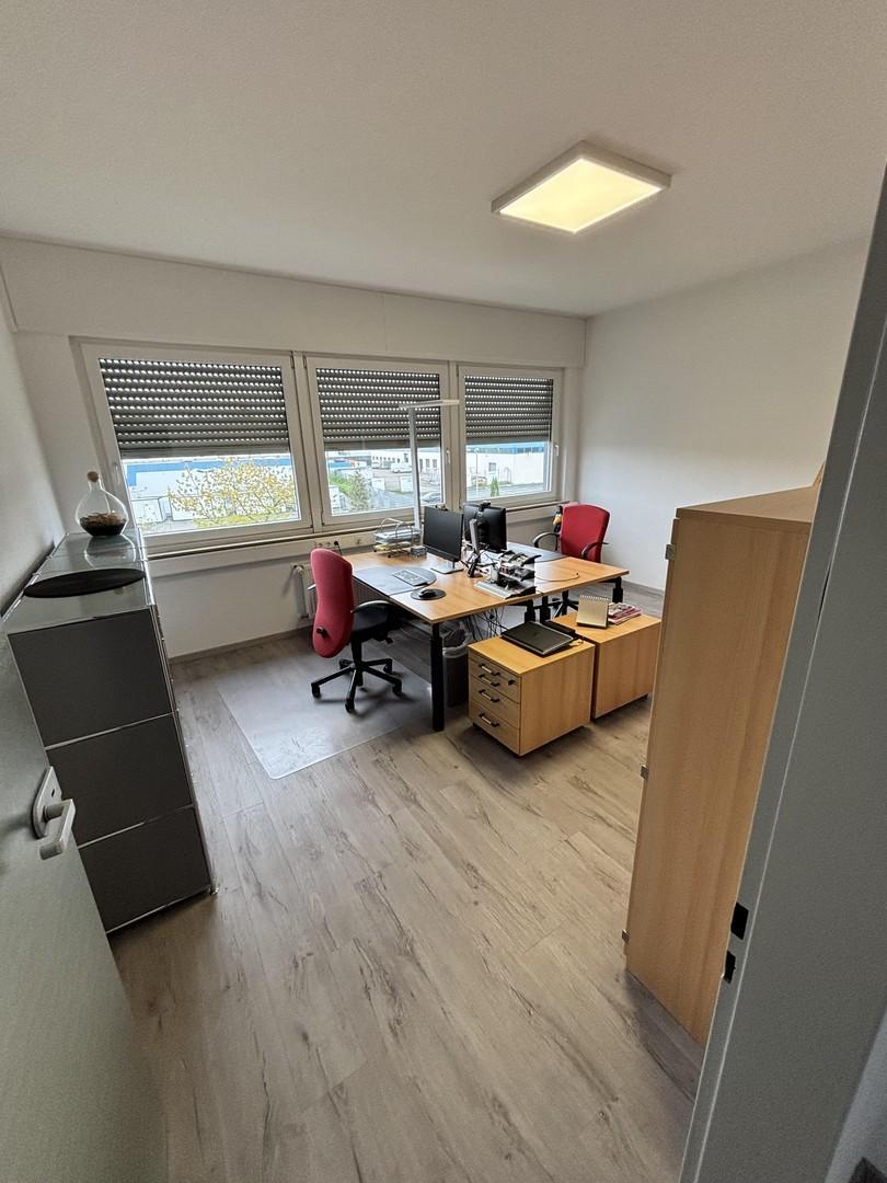 Büroeinheit4