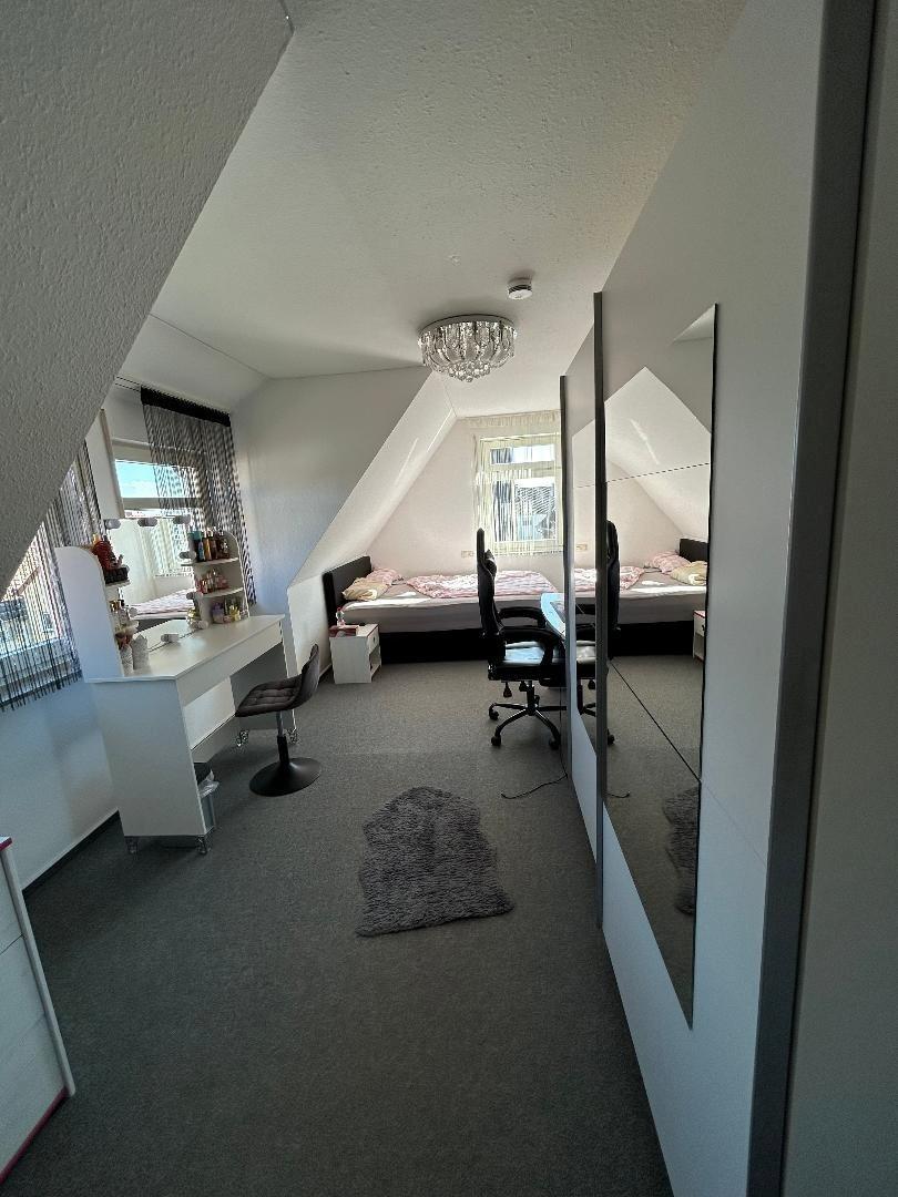 Kinder-/Arbeitszimmer