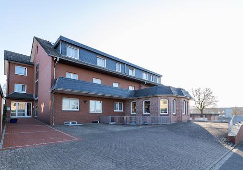 Straßenansicht