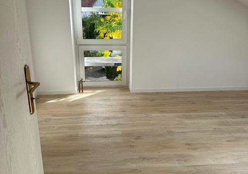 Ausgebautes DG mit Vinylboden