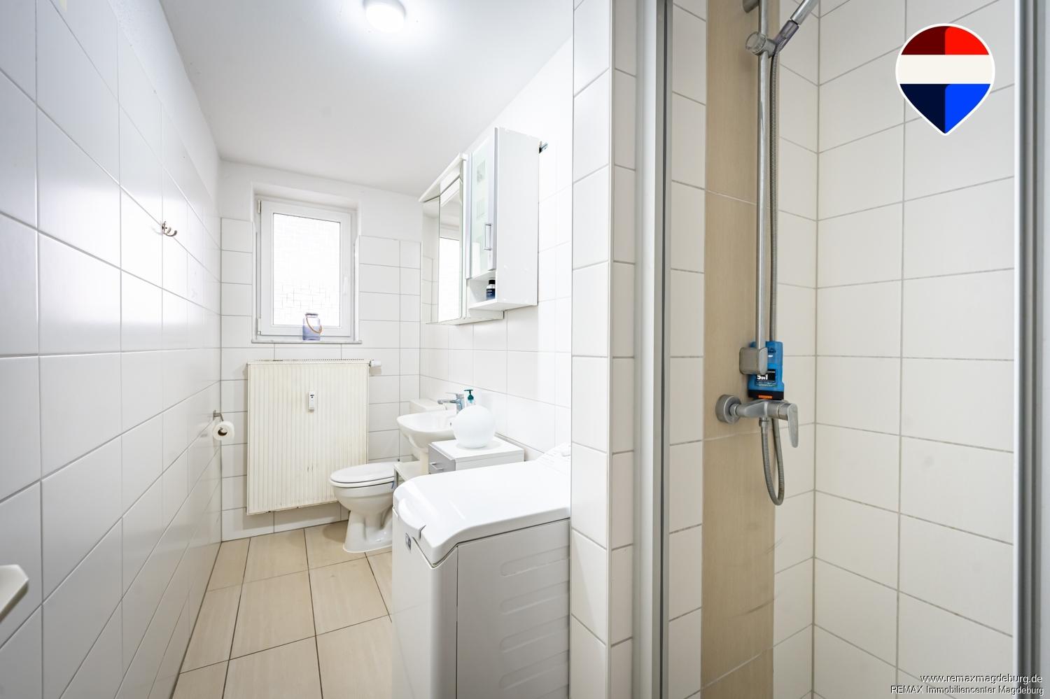 Tageslichtbad mit Dusche