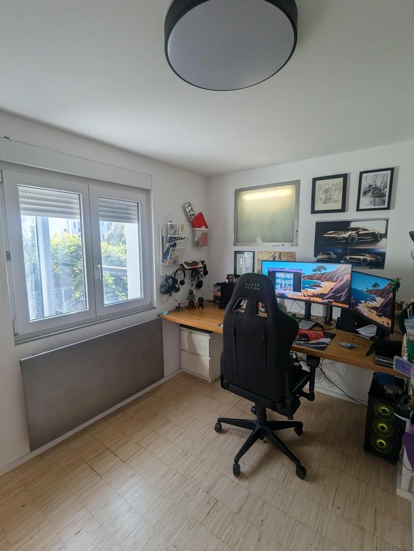 Büro EG