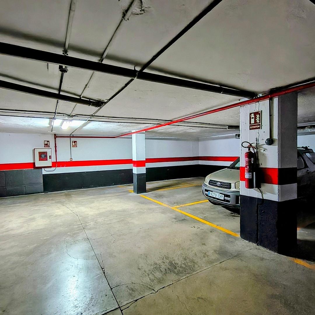 Tiefgaragenstellplatz