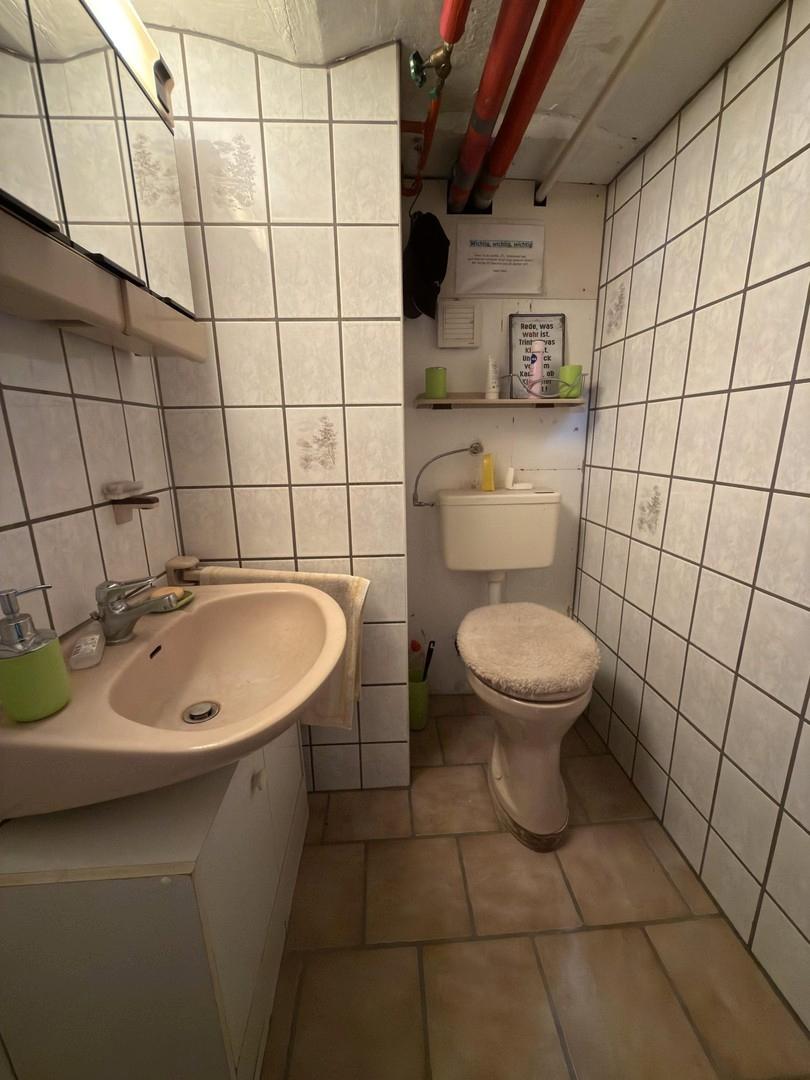 Gäste-WC im KG
