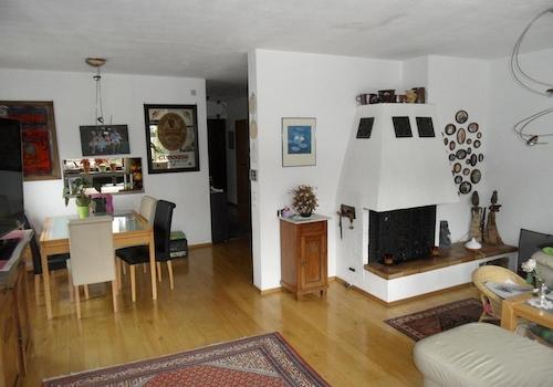 Gemütlichkeit am Kamin