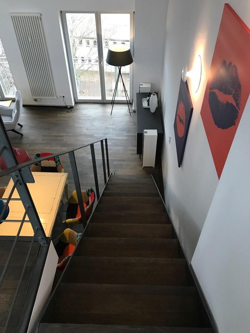 Treppe zur Galerie
