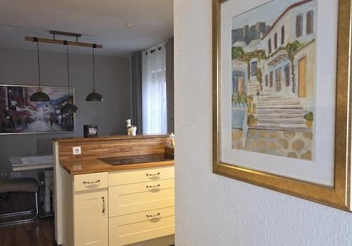 Küche und Esszimmer