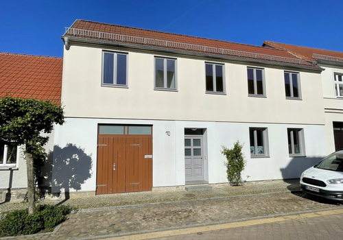 Strassenansicht des Hauses