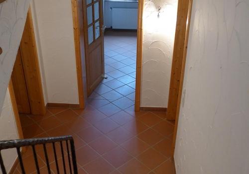 Blick Treppe EG ins Souterrain